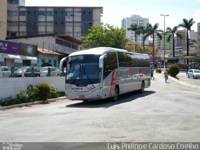 LK Transportadora Turística 20.005 na cidade de Conselheiro Lafaiete, Minas Gerais, Brasil, por Luis Philippe Cardoso Coelho. ID da foto: 3024446.