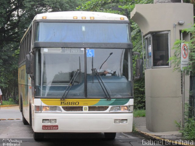 Empresa Gontijo de Transportes 15880 na cidade de São Paulo, São Paulo, Brasil, por Gabriel Brunhara. ID da foto: 3047555.