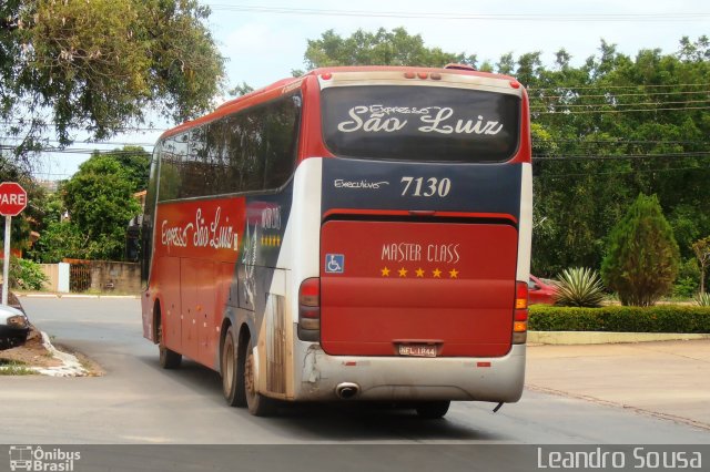 Expresso São Luiz 7130 na cidade de Cuiabá, Mato Grosso, Brasil, por [Leandro Sousa]. ID da foto: 3051192.