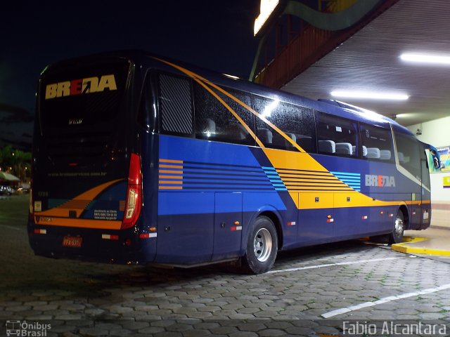 Breda Transportes e Serviços 1724 na cidade de Guaratinguetá, São Paulo, Brasil, por Fabio Alcantara. Número da foto: #3053098.