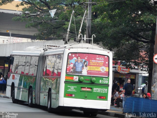 Metra - Sistema Metropolitano de Transporte 8109 na cidade de Santo André, São Paulo, Brasil, por Caio  Takeda. Número da foto: #3057634.