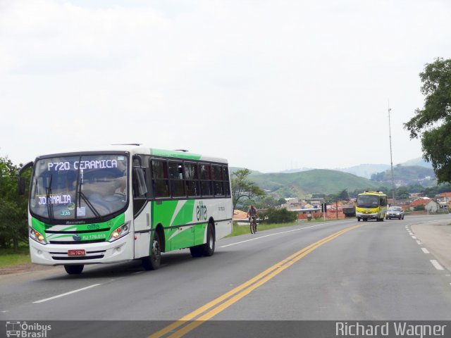 Viação Elite RJ 176.013 na cidade de Barra do Piraí, Rio de Janeiro, Brasil, por Richard Wagner. ID da foto: 3059641.