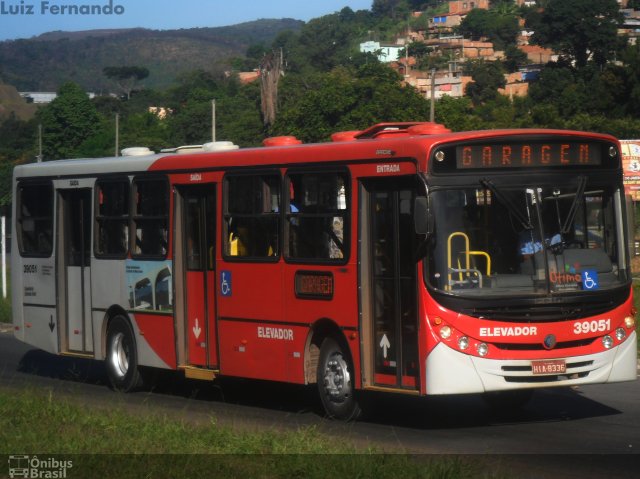 Viação Brasília 39051 na cidade de Sabará, Minas Gerais, Brasil, por Luiz Fernando. ID da foto: 3060038.