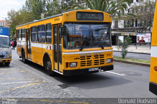 Horários do Funchal 274 na cidade de Funchal, Madeira, Portugal, por Donald Hudson. ID da foto: 3058013.