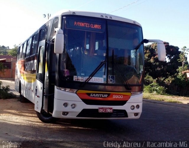 Saritur - Santa Rita Transporte Urbano e Rodoviário 9900 na cidade de Itacambira, Minas Gerais, Brasil, por Rafael Matos. Número da foto: #3062596.
