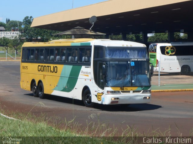 Empresa Gontijo de Transportes 15675 na cidade de Foz do Iguaçu, Paraná, Brasil, por Carlos Kircheim. ID da foto: 3060204.