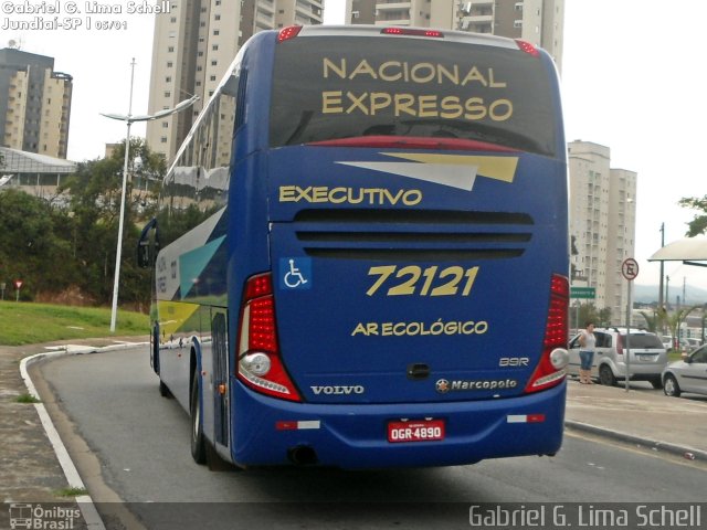 Nacional Expresso 72121 na cidade de Jundiaí, São Paulo, Brasil, por Gabriel Giacomin de Lima. Número da foto: #3061919.
