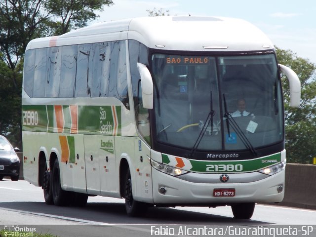 Cia. São Geraldo de Viação 21380 na cidade de Lorena, São Paulo, Brasil, por Fabio Alcantara. ID da foto: 3064036.