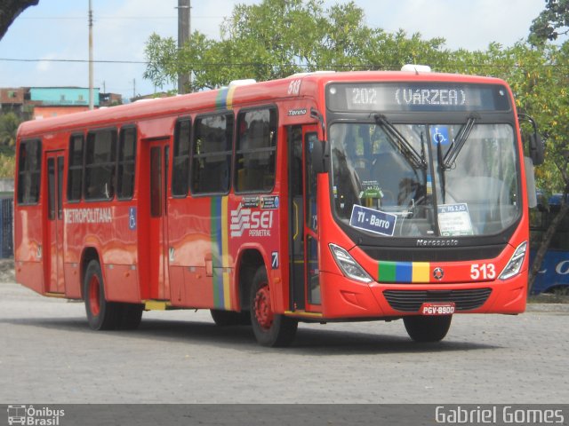 Empresa Metropolitana 513 na cidade de Recife, Pernambuco, Brasil, por Gabriel  Gomes. Número da foto: #3072456.