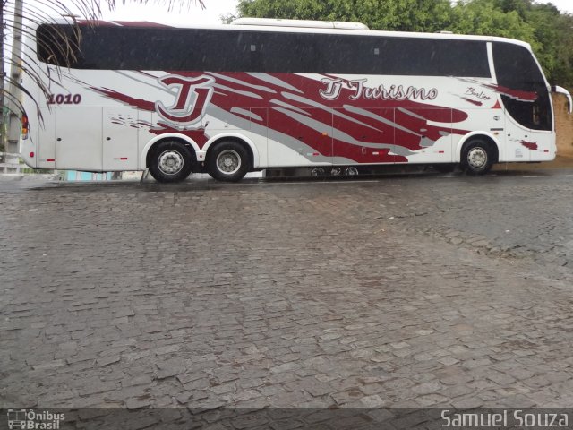 TJ Turismo 1010 na cidade de Jiquiriçá, Bahia, Brasil, por Samuel Souza. Número da foto: #3025110.