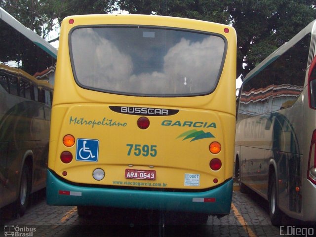 Viação Garcia 7595 na cidade de Maringá, Paraná, Brasil, por Diego Lopes. Número da foto: #3073401.