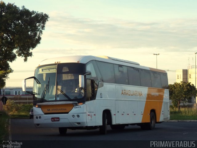 Viação Araguarina 10609 na cidade de Brasília, Distrito Federal, Brasil, por Alexandre Rodrigo. Número da foto: #3076549.