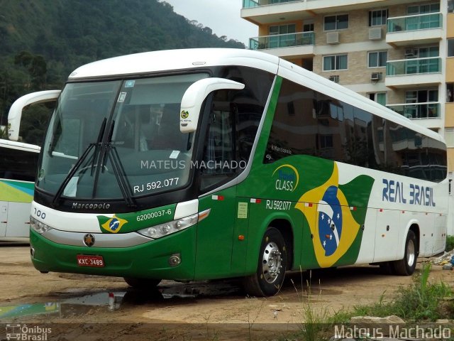 Real Brasil Turismo 700 na cidade de Angra dos Reis, Rio de Janeiro, Brasil, por Mateus Machado. Número da foto: #3077386.