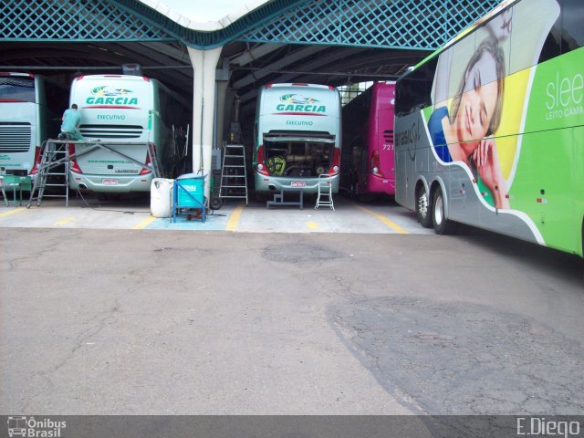 Viação Garcia 7667 na cidade de Londrina, Paraná, Brasil, por Diego Lopes. Número da foto: #3081069.
