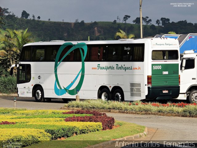 Transporte Rodrigues 5000 na cidade de João Monlevade, Minas Gerais, Brasil, por Antonio Carlos Fernandes. Número da foto: #3081577.