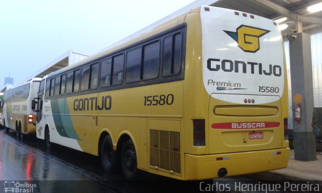 Empresa Gontijo de Transportes 15580 na cidade de Belo Horizonte, Minas Gerais, Brasil, por Carlos Henrique Pereira. ID da foto: 3085417.