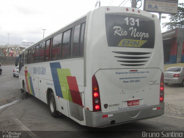 Empresa de Turismo Rio Negro 131 na cidade de Taboão da Serra, São Paulo, Brasil, por Bruno Santino. Número da foto: #3083664.
