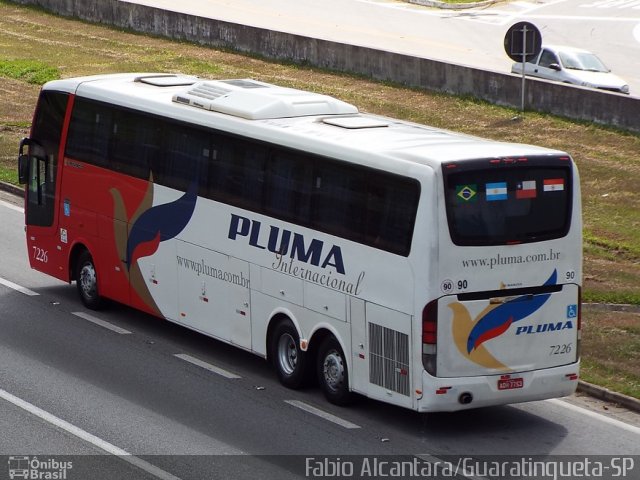 Pluma Conforto e Turismo 7226 na cidade de Aparecida, São Paulo, Brasil, por Fabio Alcantara. Número da foto: #3088034.