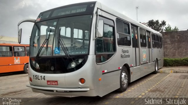 Leblon Transporte de Passageiros 15L14 na cidade de Fazenda Rio Grande, Paraná, Brasil, por Sidnei Machado Strujak. Número da foto: #3090402.