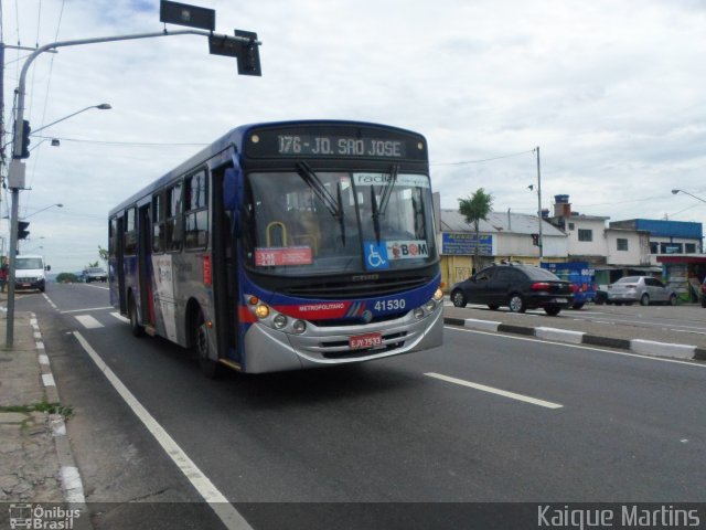 Radial Transporte Coletivo 41.530 na cidade de Itaquaquecetuba, São Paulo, Brasil, por Kaique Martins. ID da foto: 3090084.