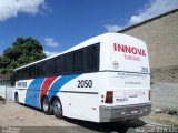 Innova Turismo 2050 na cidade de Pedra Azul, Minas Gerais, Brasil, por Marcel Vinícius. Número da foto: #:id.
