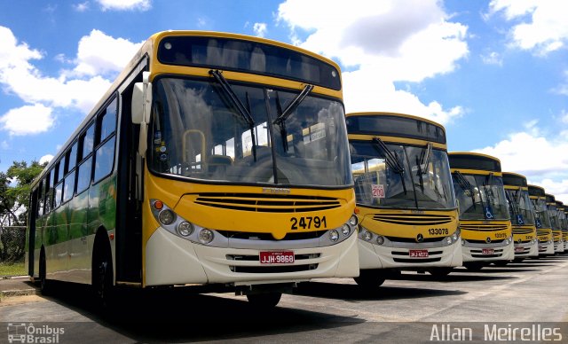 Lotaxi Transportes Urbanos 24791 na cidade de Brasília, Distrito Federal, Brasil, por Allan  Meirelles. Número da foto: #3093990.