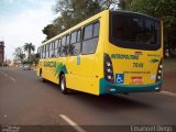 Viação Garcia 7049 na cidade de Rolândia, Paraná, Brasil, por Emanoel Diego.. Número da foto: #3096855.
