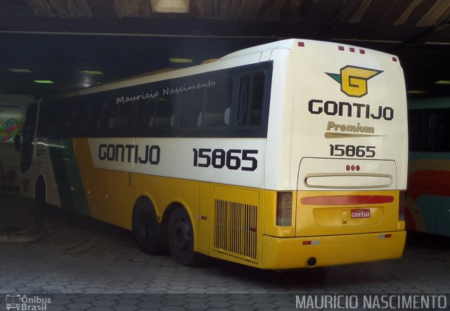 Empresa Gontijo de Transportes 15865 na cidade de Belo Horizonte, Minas Gerais, Brasil, por Maurício Nascimento. ID da foto: 3028829.