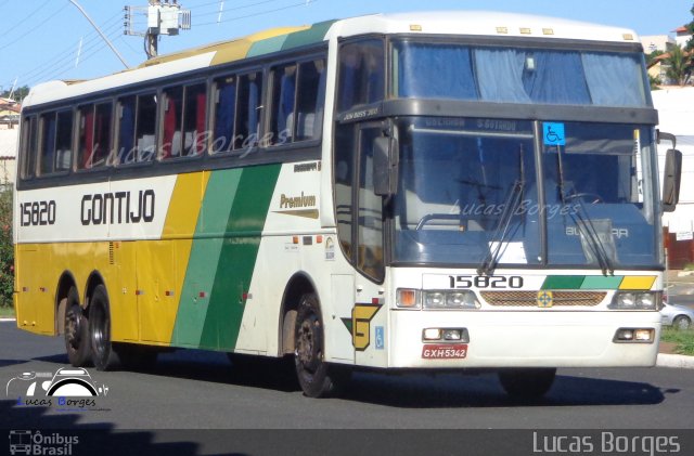 Empresa Gontijo de Transportes 15820 na cidade de Araxá, Minas Gerais, Brasil, por Lucas Borges . Número da foto: #3029910.