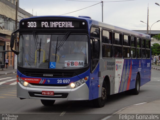 Auto Viação Urubupungá 20.697 na cidade de Osasco, São Paulo, Brasil, por Felipe Gonzales. ID da foto: 3031620.