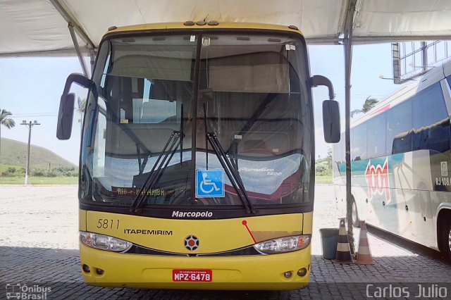 Viação Itapemirim 5811 na cidade de Casimiro de Abreu, Rio de Janeiro, Brasil, por Carlos Julio. Número da foto: #3030868.