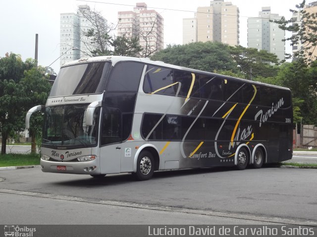 Max Turismo 2006 na cidade de São Bernardo do Campo, São Paulo, Brasil, por Luciano David de Carvalho Santos. Número da foto: #3037389.