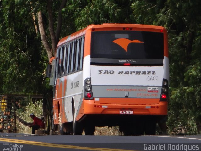Viação São Raphael 5600 na cidade de Fronteira, Minas Gerais, Brasil, por Gabriel Rodrigues. Número da foto: #3037472.
