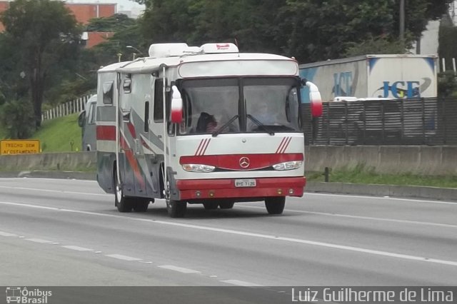 Motorhomes 7126 na cidade de São José dos Campos, São Paulo, Brasil, por Luiz Guilherme de Lima. ID da foto: 3039868.