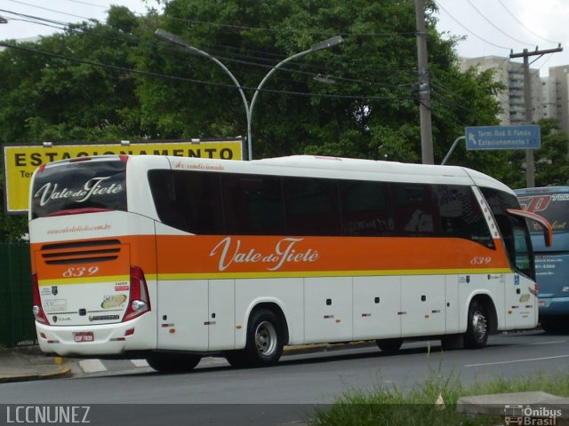Viação Vale do Tietê 839 na cidade de São Paulo, São Paulo, Brasil, por Luis Nunez. Número da foto: #3039279.