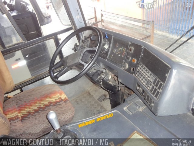 Empresa Gontijo de Transportes 3000 na cidade de Itacarambi, Minas Gerais, Brasil, por Wágner  Gontijo. Número da foto: #3042168.