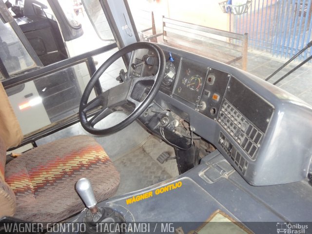 Empresa Gontijo de Transportes 3000 na cidade de Itacarambi, Minas Gerais, Brasil, por Wágner  Gontijo. ID da foto: 3042168.