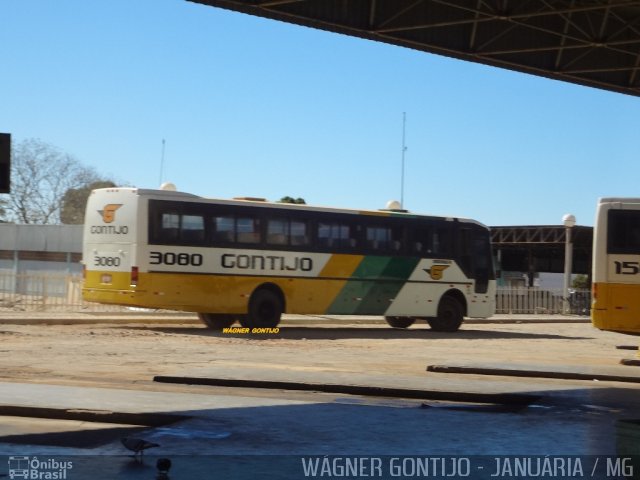 Empresa Gontijo de Transportes 3080 na cidade de Januária, Minas Gerais, Brasil, por Wágner  Gontijo. Número da foto: #3042199.