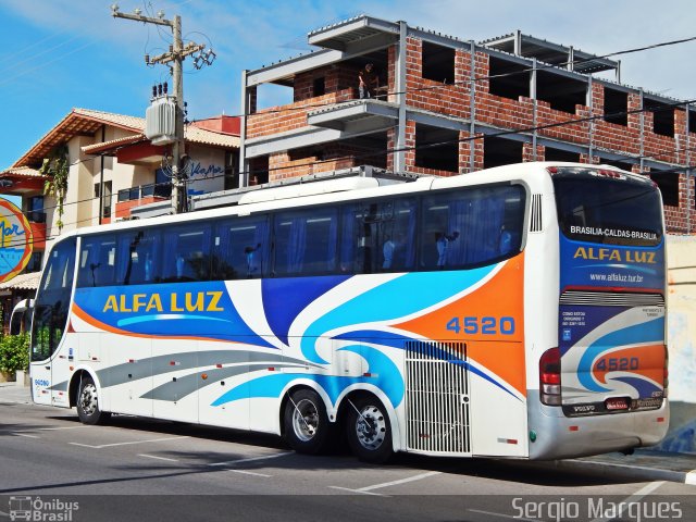 Alfa Luz Viação Transportes 4520 na cidade de Aracaju, Sergipe, Brasil, por Sergio Marques . Número da foto: #3045772.