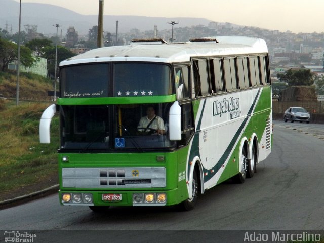 Viação Clara Turismo 1823 na cidade de Belo Horizonte, Minas Gerais, Brasil, por Adão Raimundo Marcelino. ID da foto: 3676485.