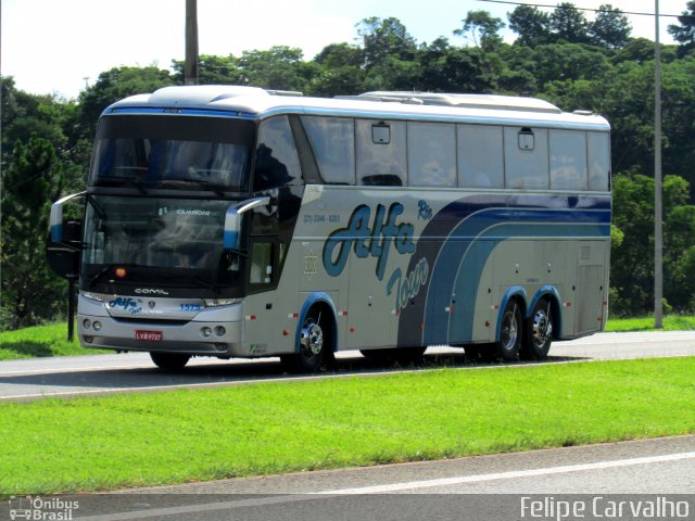 Alfa Tour 1575 na cidade de Atibaia, São Paulo, Brasil, por Felipe Carvalho. Número da foto: #3676477.