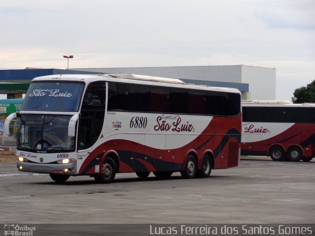 Expresso São Luiz 6880 na cidade de Goiânia, Goiás, Brasil, por Lucas Ferreira dos Santos Gomes. ID da foto: 3700175.