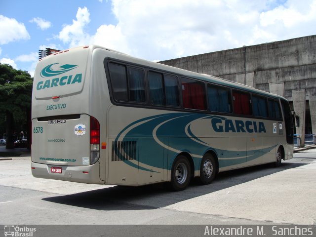 Viação Garcia 6578 na cidade de Curitiba, Paraná, Brasil, por Alexandre M.  Sanches. Número da foto: #3699750.