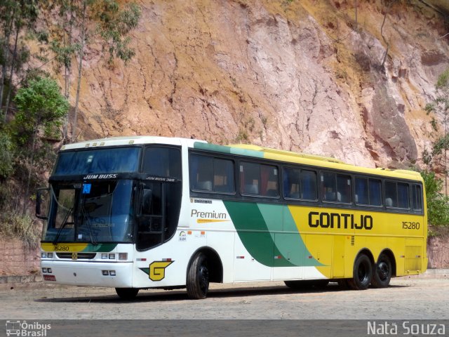 Empresa Gontijo de Transportes 15280 na cidade de Viana, Espírito Santo, Brasil, por Natã  Souza. ID da foto: 3706558.