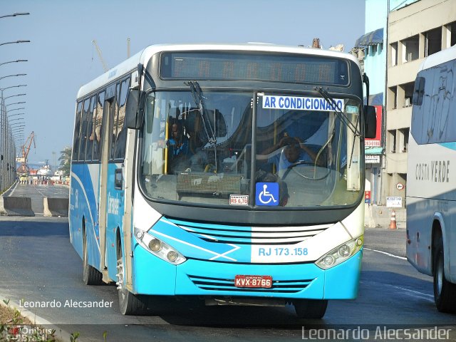 Viação Caravele RJ 173.158 na cidade de Rio de Janeiro, Rio de Janeiro, Brasil, por Leonardo Alecsander. ID da foto: 3705300.