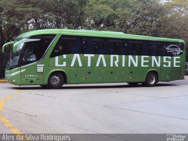 Auto Viação Catarinense 3348 na cidade de São Paulo, São Paulo, Brasil, por Alex da Silva Rodrigues. ID da foto: 3709006.