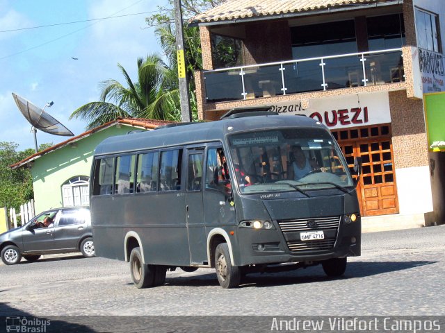 Ônibus Particulares 4716 na cidade de Prado, Bahia, Brasil, por Andrew Campos. Número da foto: #3707670.