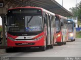 Empresa de Ônibus Vila Galvão 2227 na cidade de Guarulhos, São Paulo, Brasil, por Johnny  Naki. Número da foto: #:id.