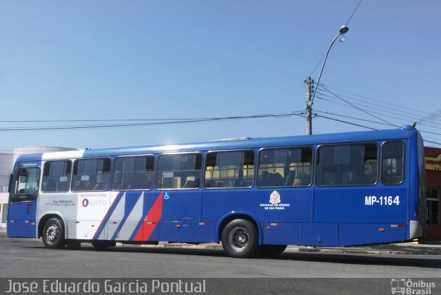 Expresso Metrópolis Transportes e Viagens MP-1164 na cidade de Monte Mor, São Paulo, Brasil, por José Eduardo Garcia Pontual. ID da foto: 3712153.