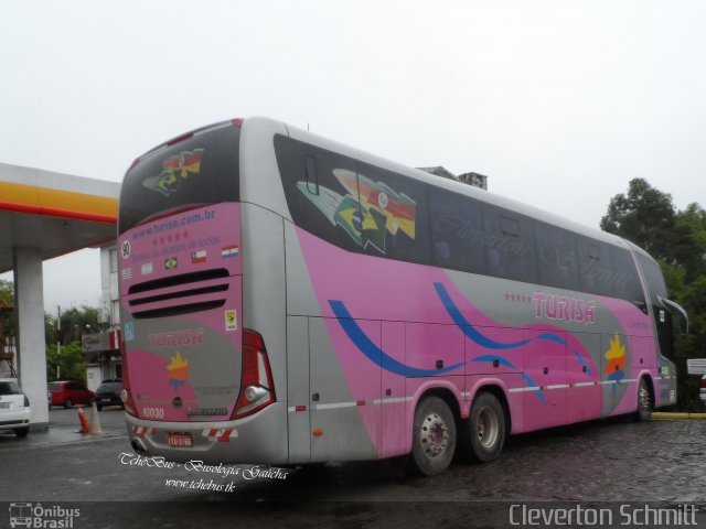 Turisa Turismo 10030 na cidade de Santa Maria, Rio Grande do Sul, Brasil, por Cleverton Schmitt. Número da foto: #3717788.